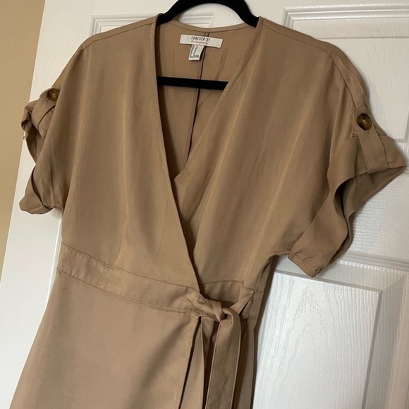 Forever 21 Wrap Dress - S - Picture 2 of 3